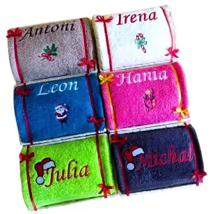 Ręcznik z haftem w koszu - super prezent na każdą okazję!