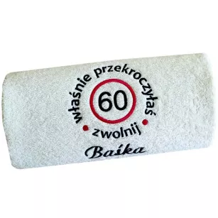Prezent na 60 urodziny - dla mężczyzny kobiety  - ręcznik z napisem, haftem