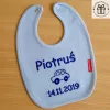 Śliniak z imieniem i datą