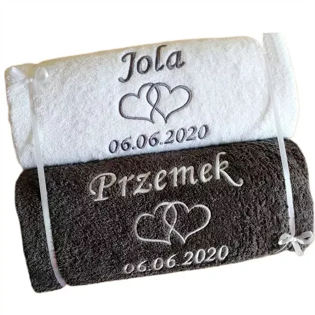 Prezent ślubny - komplet ręczników z haftem
