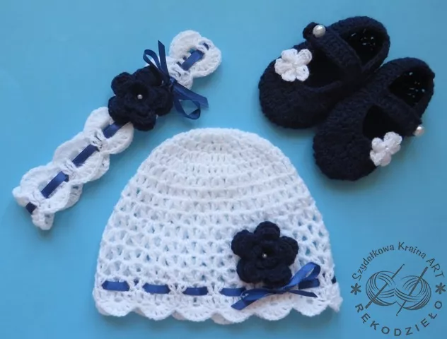 Komplet szydełkowy 3-cz.: czapeczka+opaska+buciki KOLEKCJA KWIATY