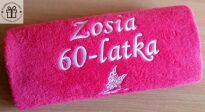 Prezent na 60 urodziny - ręcznik z haftem