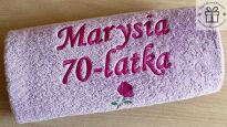 Prezent na 70 urodziny - ręcznik haftowany z dedykacją