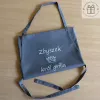 Fartuch na grilla, grillowy - praktyczny prezent