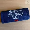 Prezent na Walentynki dla Męża - ręcznik z napisem, haftem