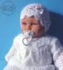 Czapeczka dla noworodka na szydełku - KOLEKCJA KOKARDKI - 2