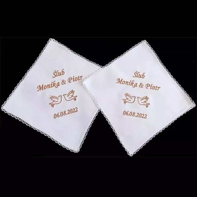 Prezent ślubny - chusteczki haftowane z dedykacją