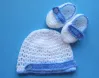 Komplet szydełkowy 2-cz. czapeczka+buciki KOLEKCJA KLASYCZNA - 2