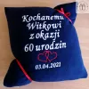 Prezent na 60 urodziny dla niego - poduszka z dedykacją